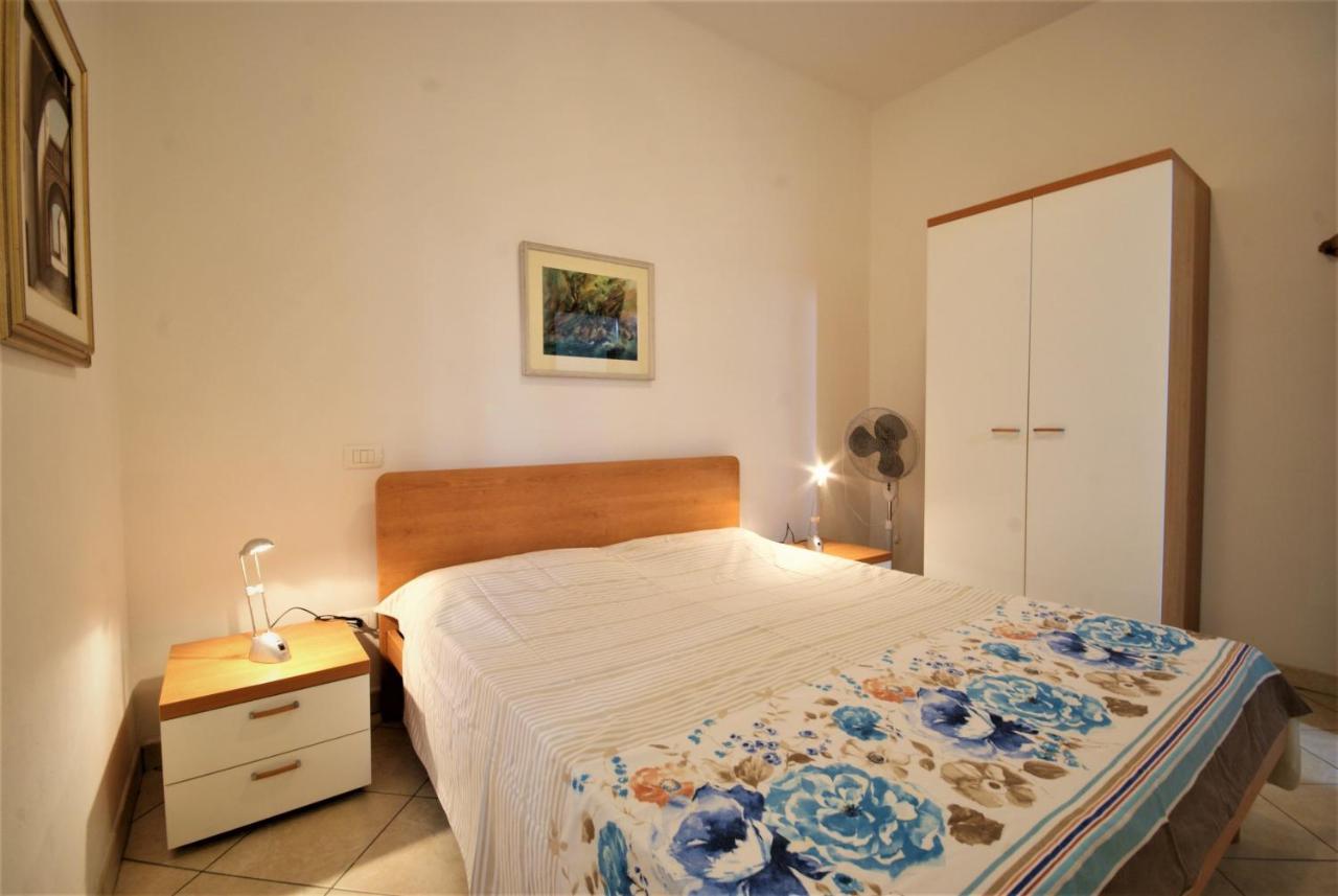 Da Simona Appartamenti Imperia Exterior foto