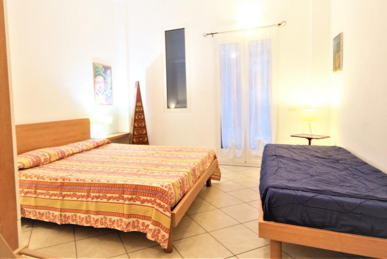 Da Simona Appartamenti Imperia Exterior foto